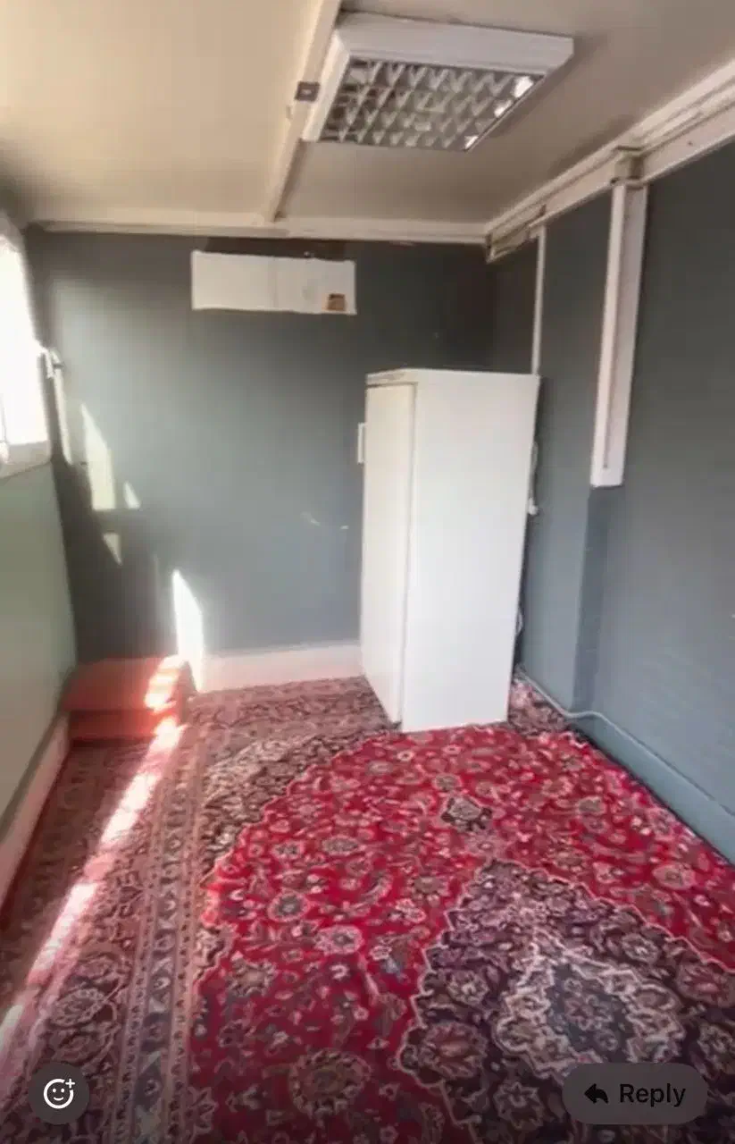 سرایدار آقا همراه با محل اسکان و امکانات رفاهی|استخدام سرایداری و نظافت|قدس, شهرک صنعتی زاگرس|دیوار