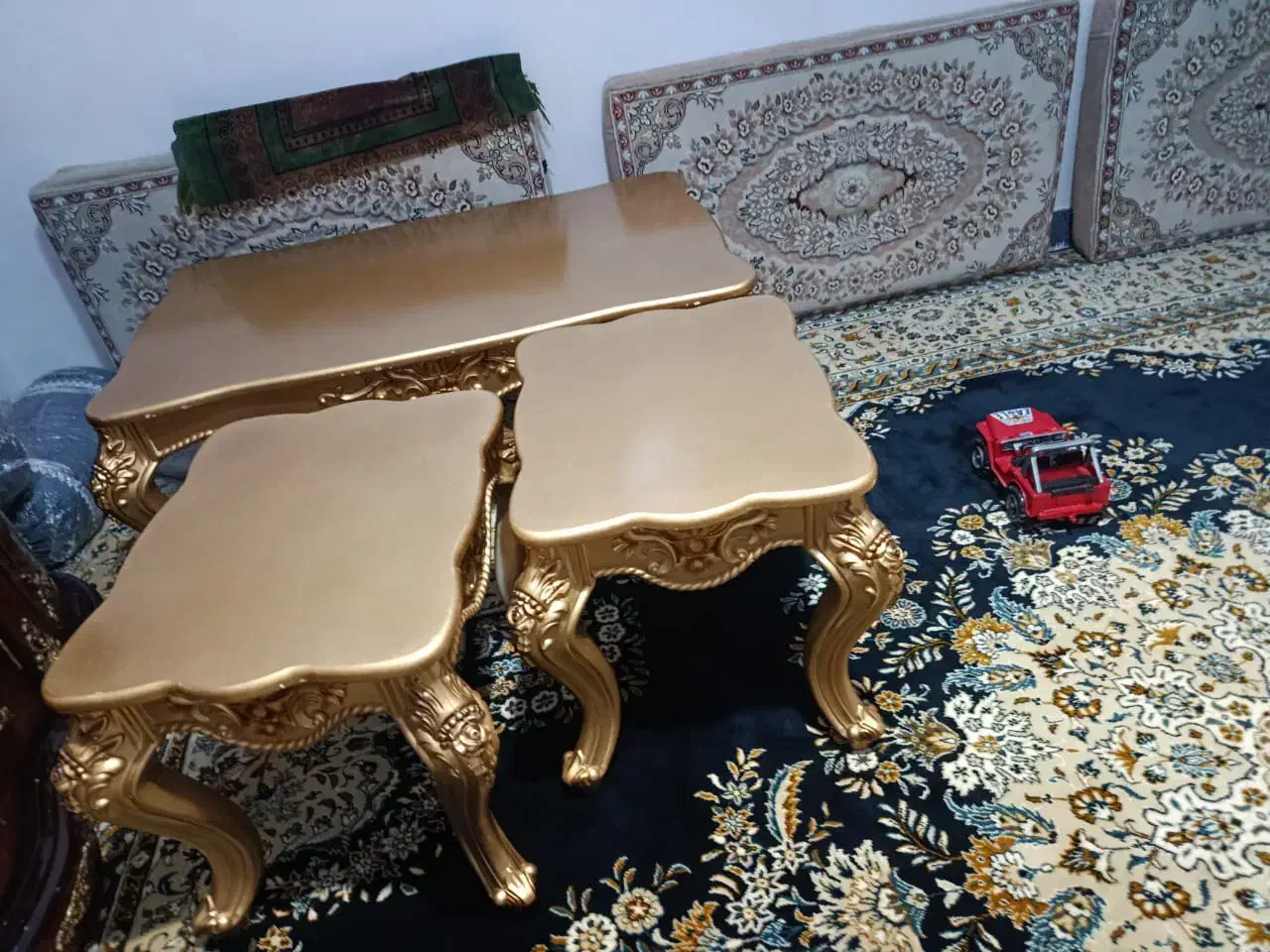 جلو مبلی و عسلی|مبلمان خانگی و میز عسلی|سقز, |دیوار