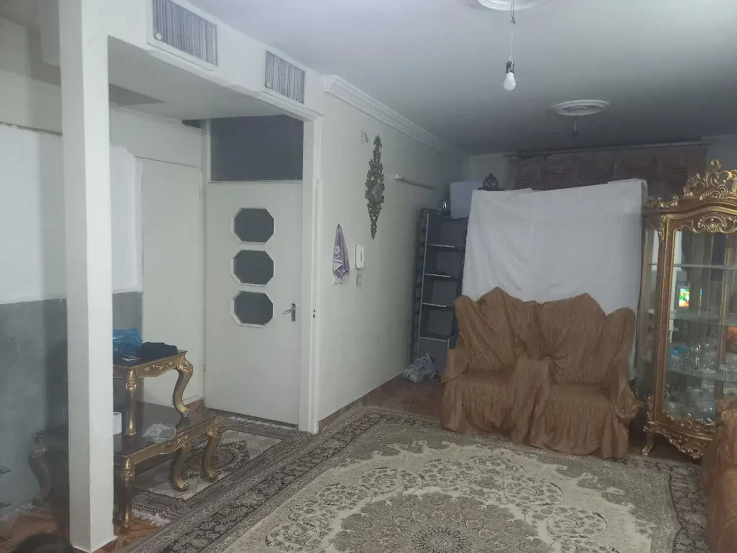 صفاشرقی/۵۰متر/یکخوابه/تکواحدی