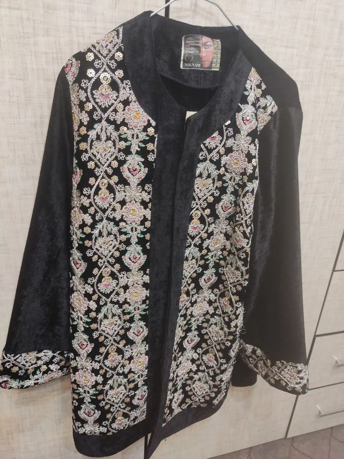 مانتو مجلسی|لباس|ورامین, ورامین|دیوار