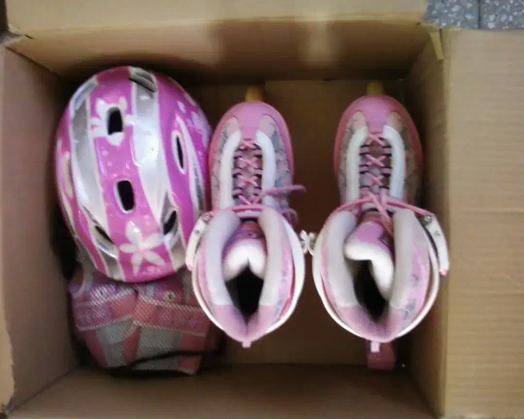 کفش اسکیت|دوچرخه، اسکیت، اسکوتر|سمنان, |دیوار