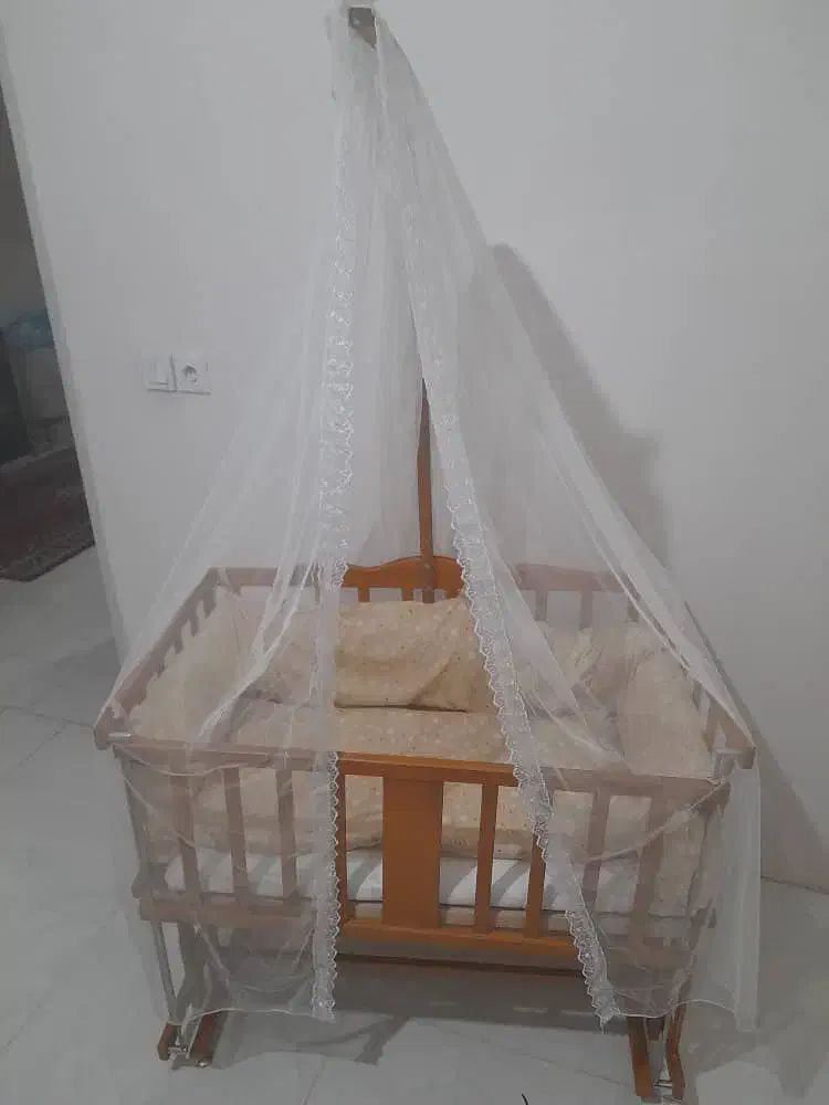 گهواره نوزاد در حدنو|اسباب و اثاث بچه|تهران, شهرک ابوذر|دیوار