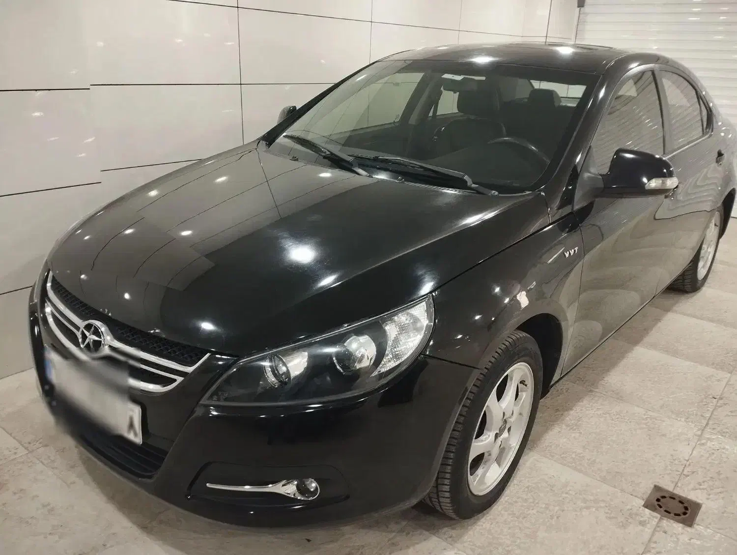 جک j5|خودرو سواری و وانت|همدان, |دیوار