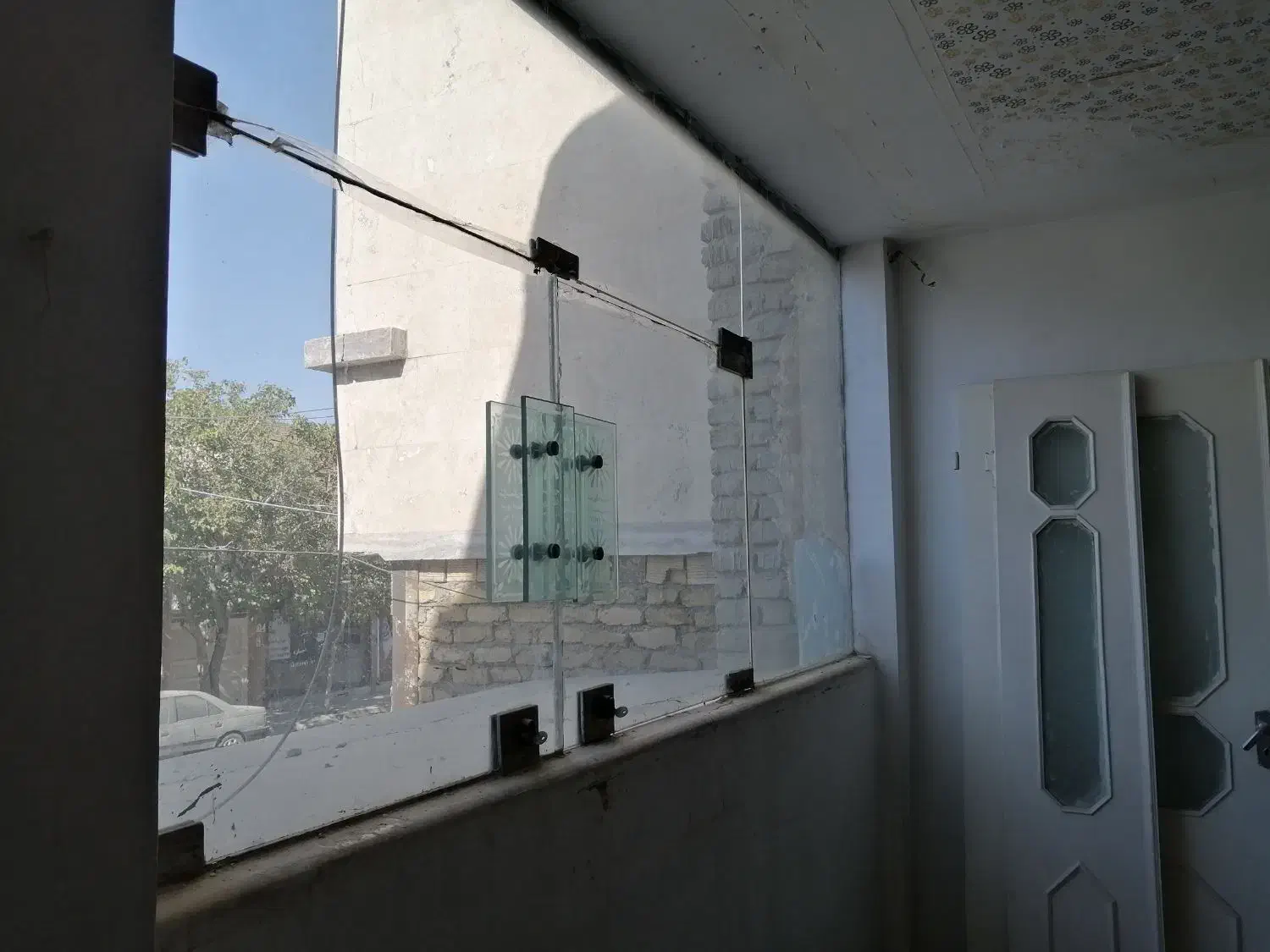 دو عدد پنجره سکوریت کارکرده|مصالح و تجهیزات ساختمان|مشهد, شاهد (شهرک غرب)|دیوار