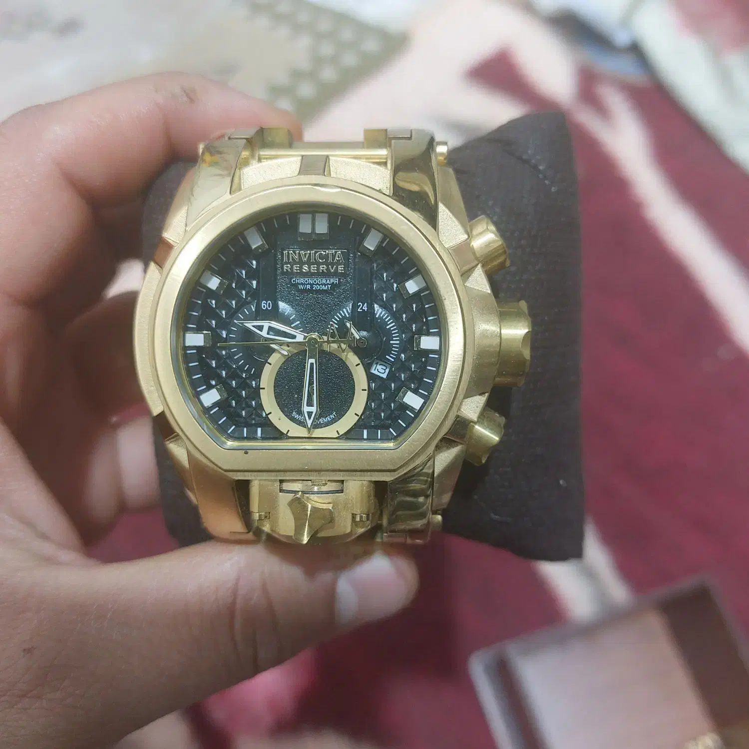 ساعت گودزیلا نو. نو|ساعت|قم, آذر (نکویی)|دیوار