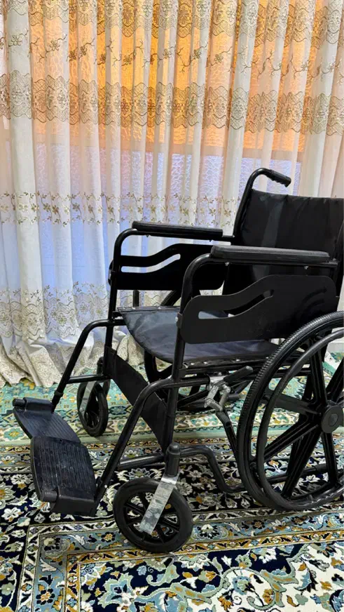 ویلچر نو|پزشکی|رشت, معلم|دیوار