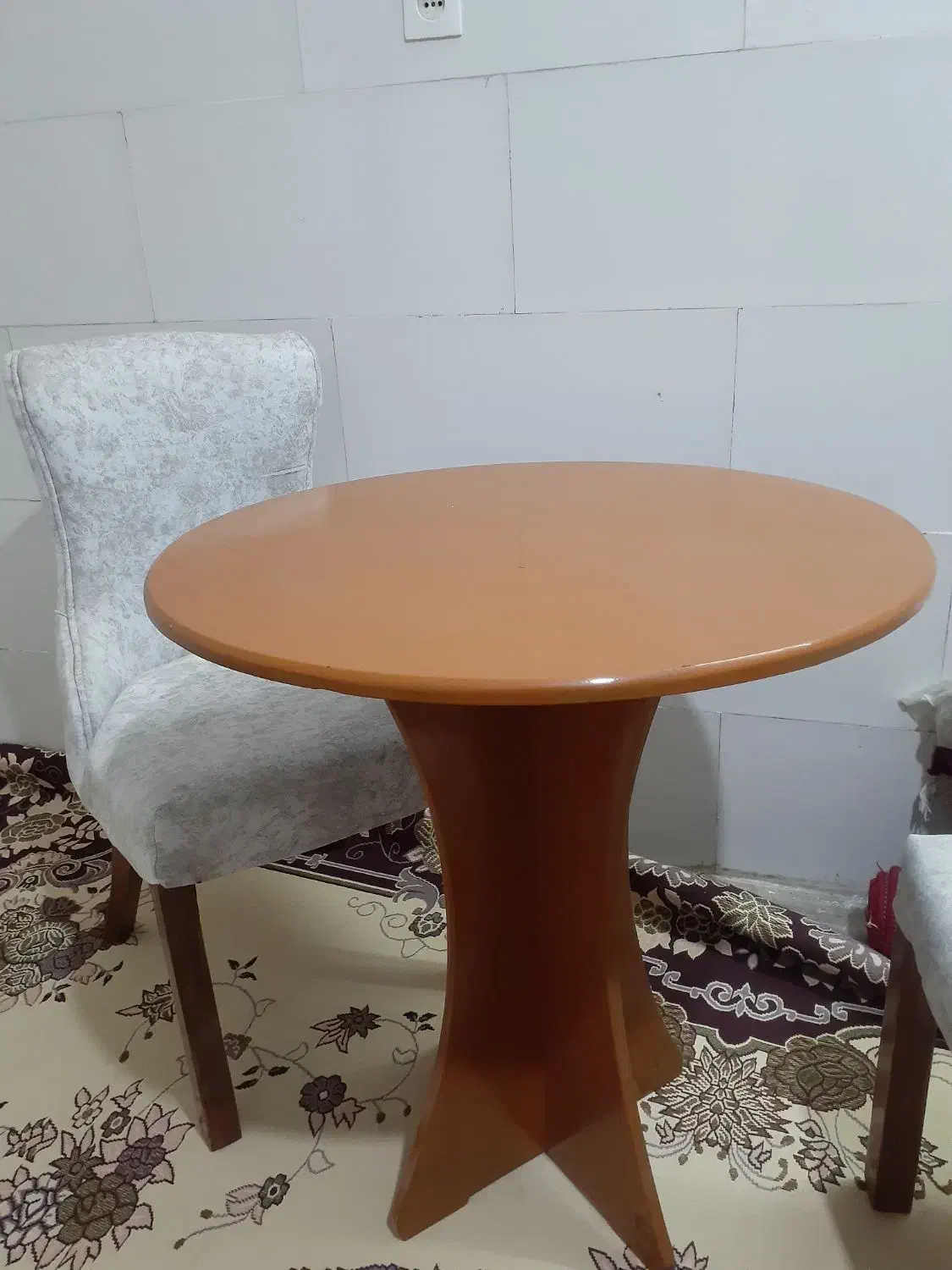 نهارخوری ۲ نفره|میز و صندلی غذاخوری|بروجرد, |دیوار