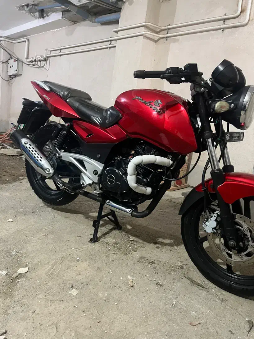 موتور پالس ۱۸۰|موتورسیکلت|گرگان, |دیوار