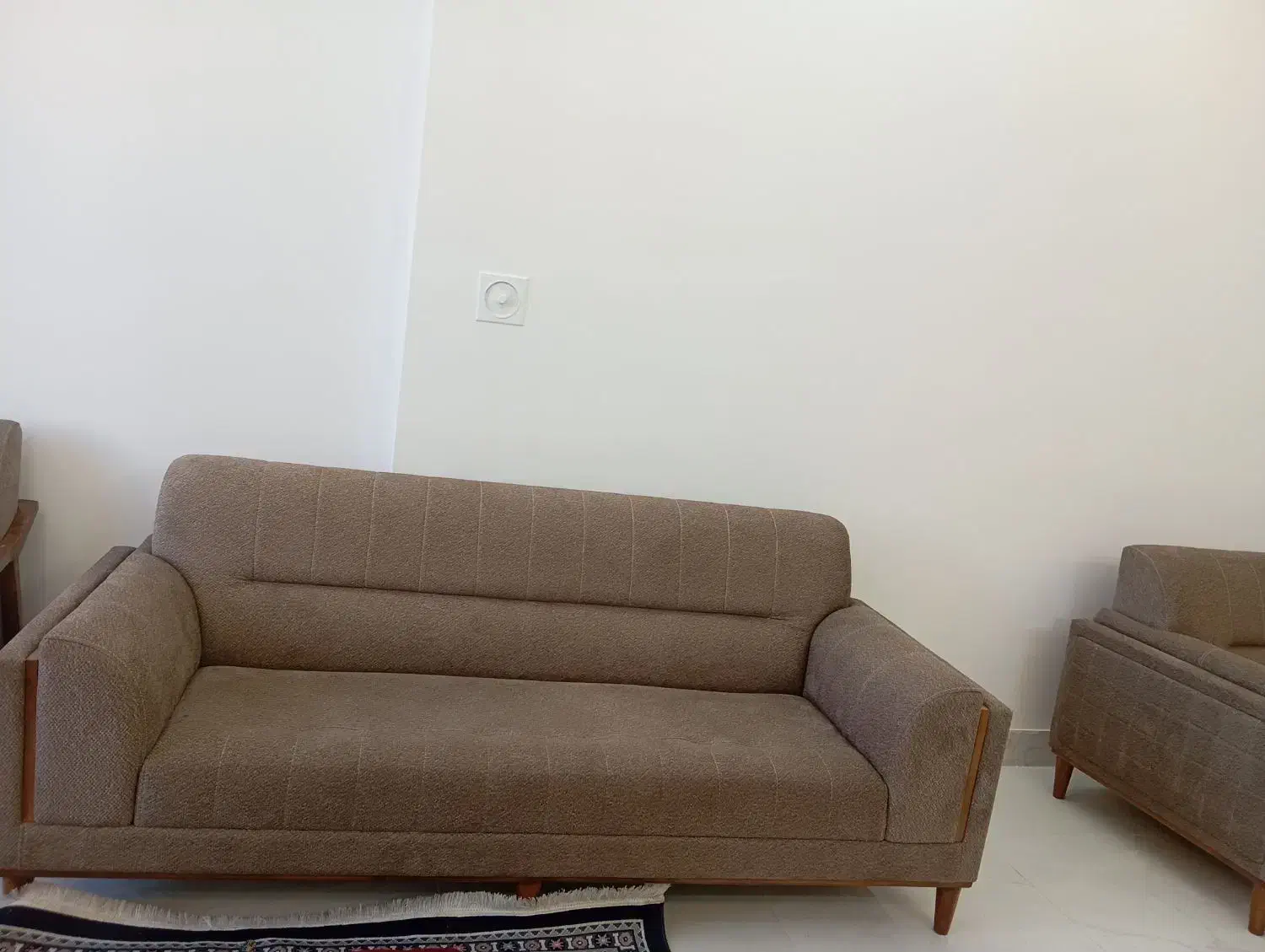 مبل در حد نو|مبلمان خانگی و میز عسلی|کاشمر, |دیوار