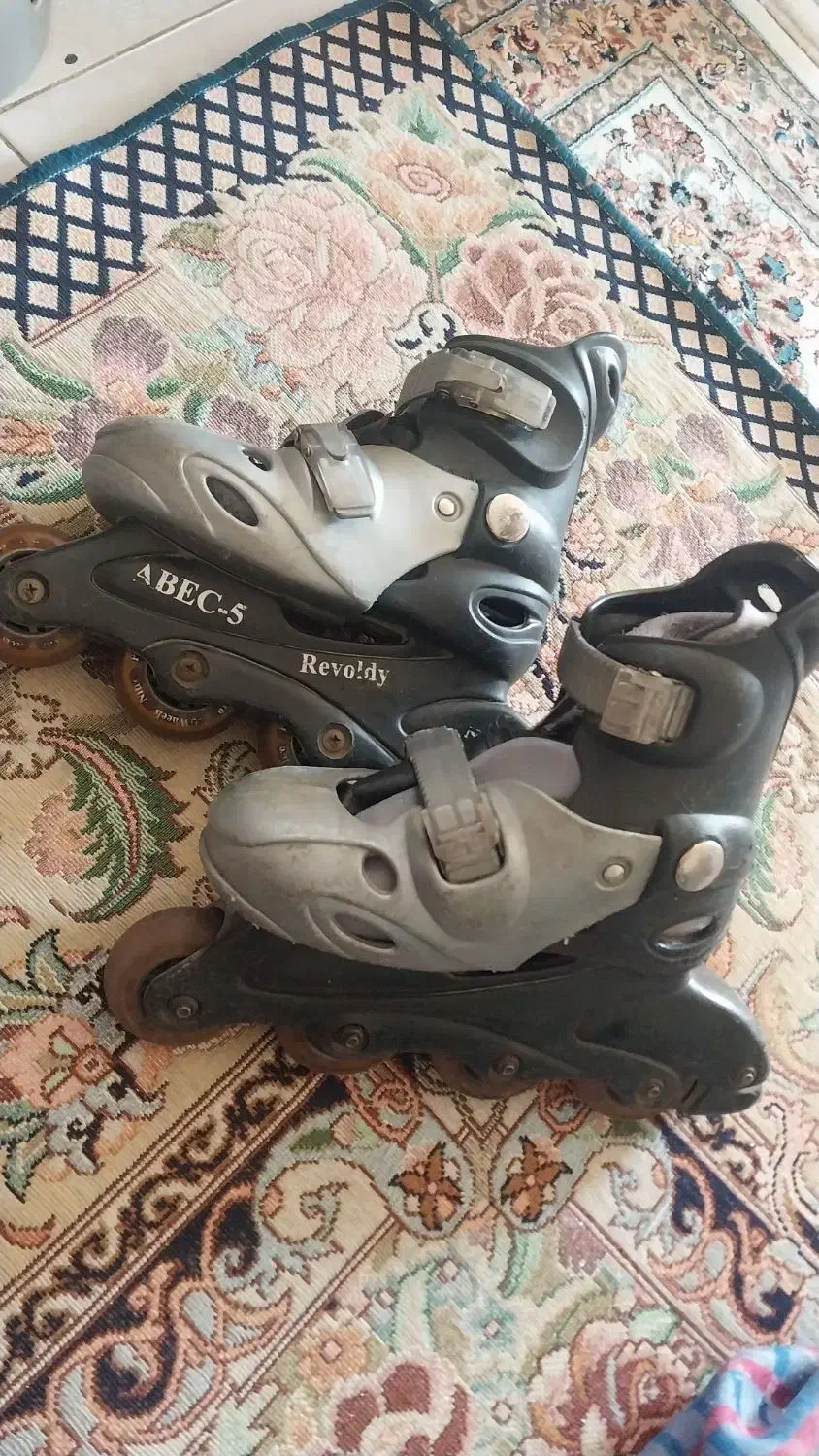 دو عدد اسکیت|دوچرخه، اسکیت، اسکوتر|اصفهان, عسگریه|دیوار