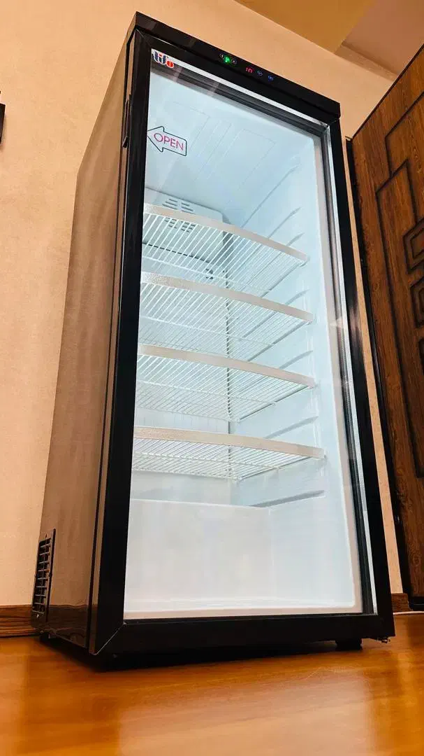 یخچال ۹ فوت تیفو زیر کانتری کوچک مینی|فروشگاه و مغازه|تهران, حافظیه|دیوار