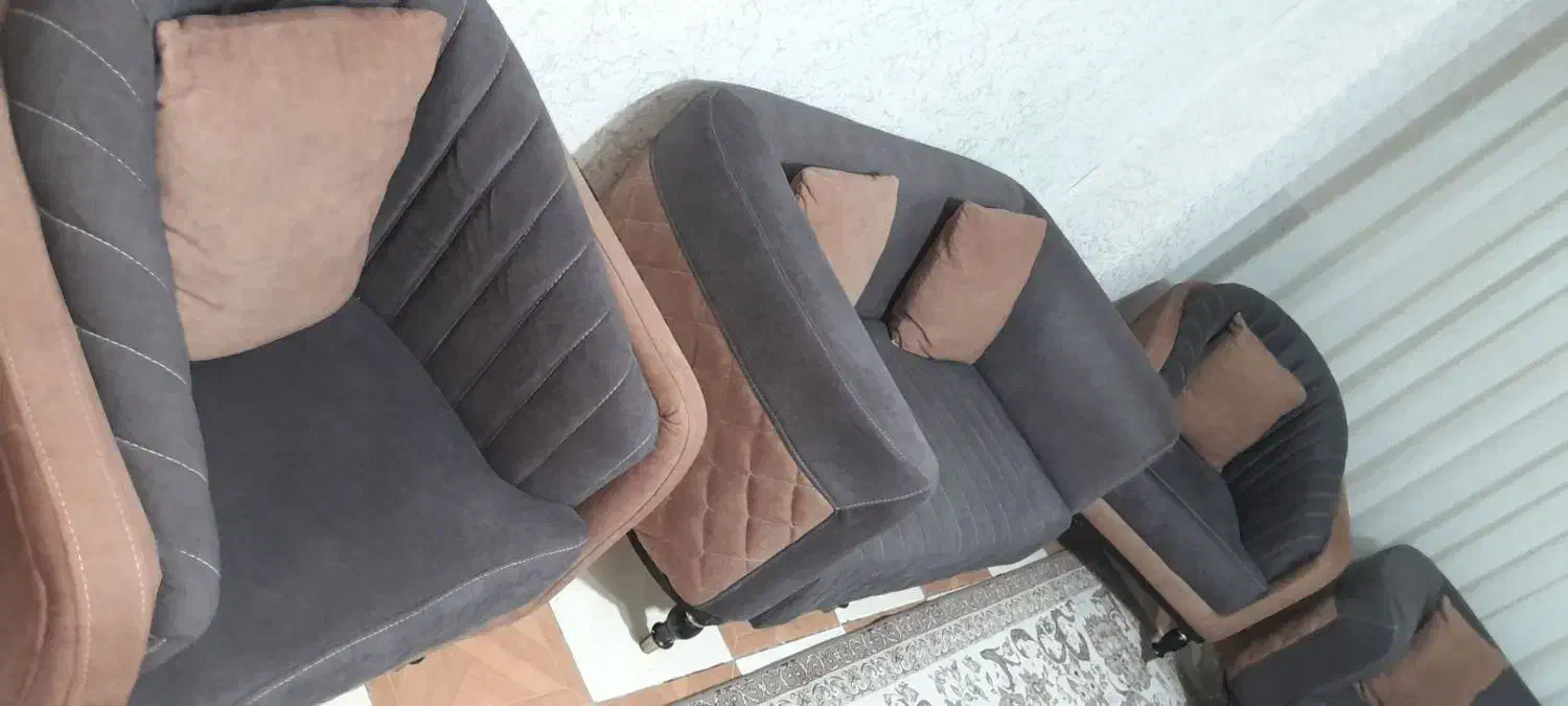 مبل ۷ نفره تمیز و نو|مبلمان خانگی و میز عسلی|قرچک, شهرک مهستان|دیوار