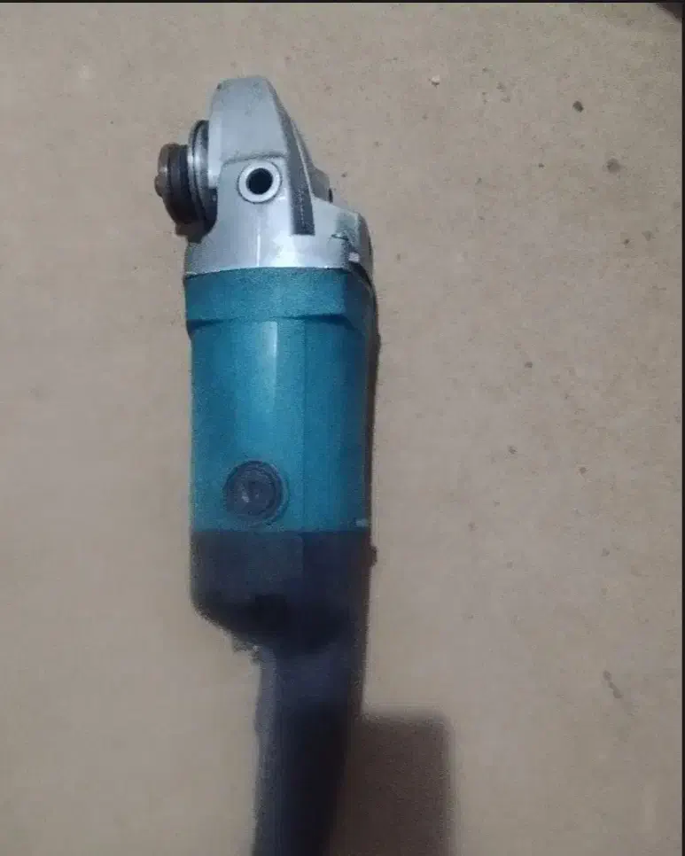 درحدنوفلزبوش وماکیتا کارکرده|ابزارآلات|قوچان, |دیوار