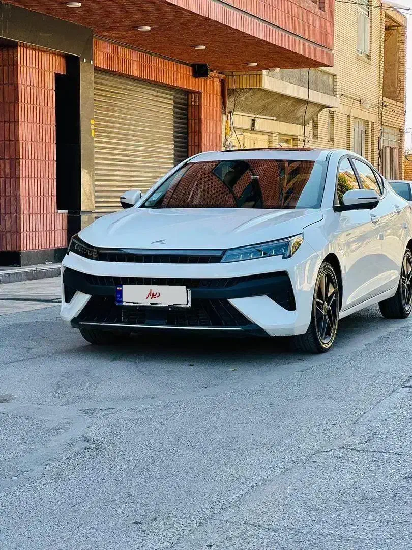 کی ام سی جی 7 مدل ۴۰۲ گارانتی فعال|خودرو سواری و وانت|کرمان, |دیوار