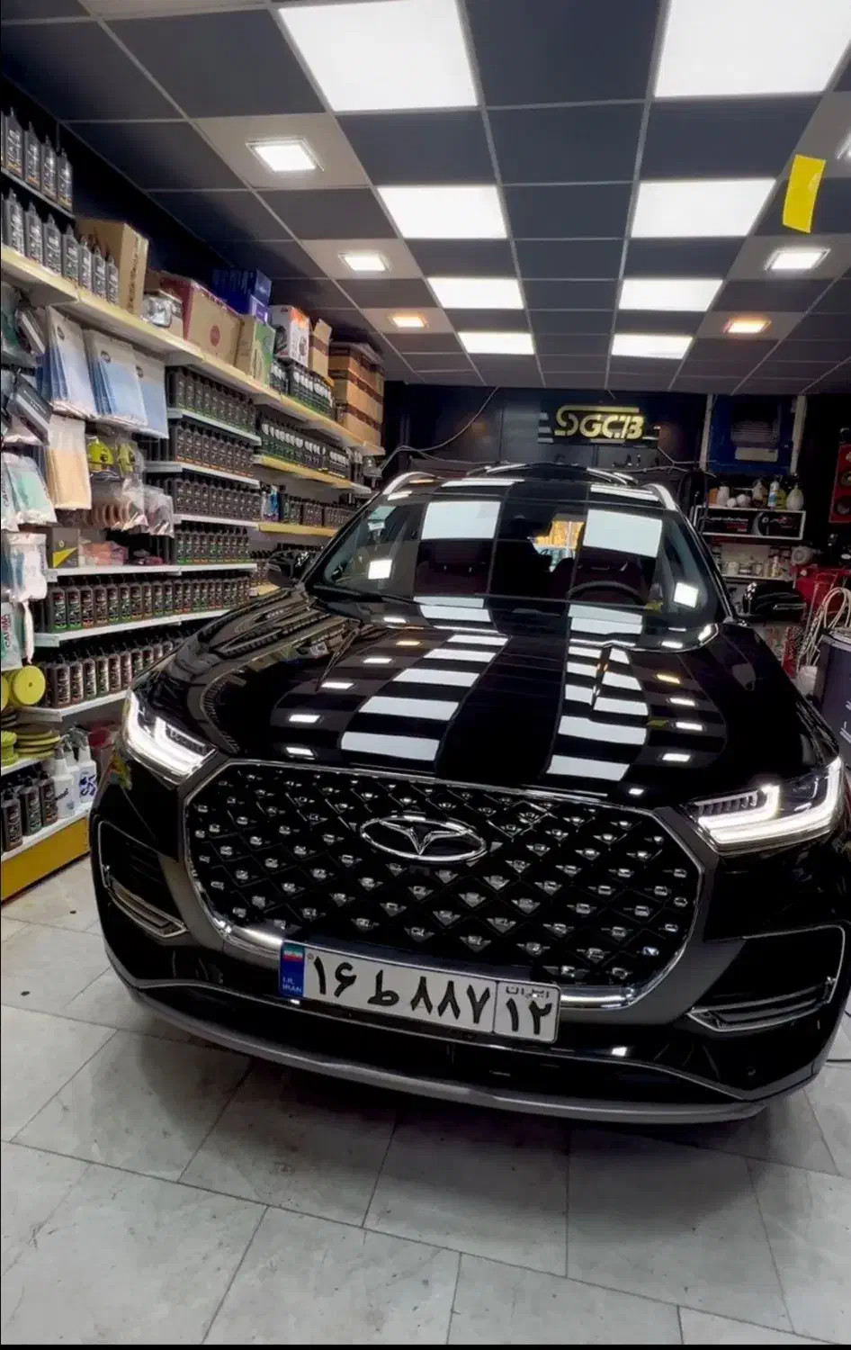 واکس پولیش سرامیک خودرو با درخشش تضمینی|خدمات موتور و ماشین|گلبهار, شهر جدید گلبهار|دیوار