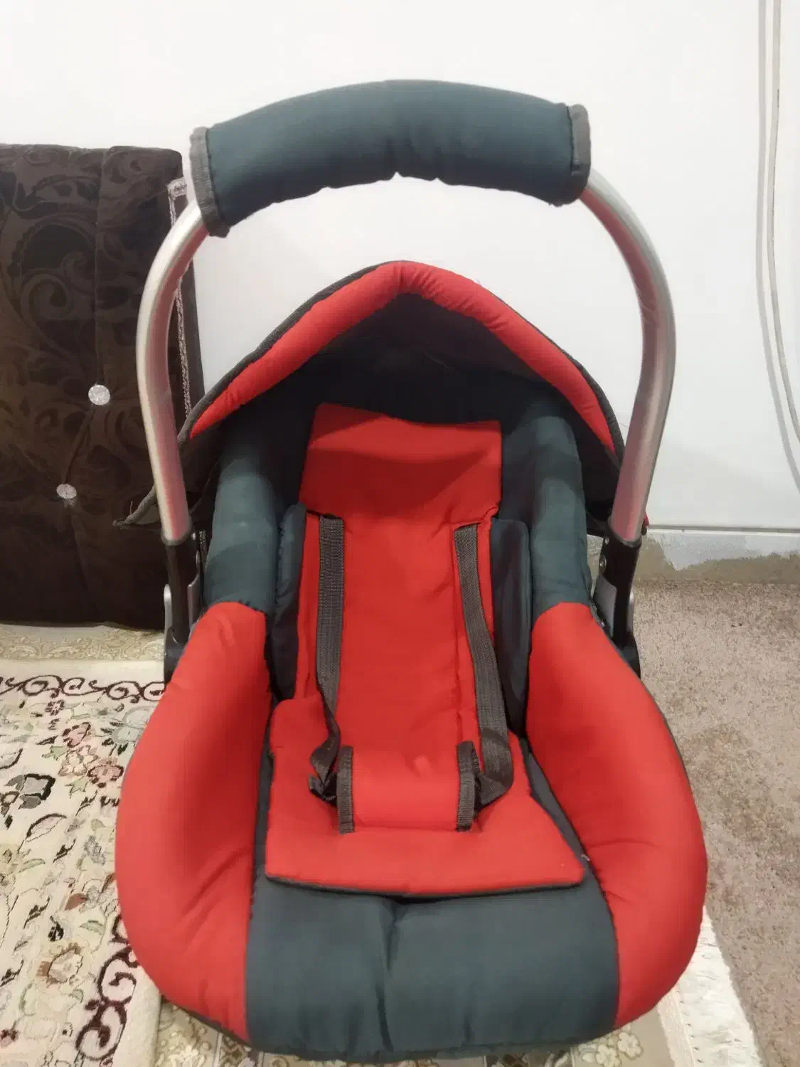 کریر|کالسکه و لوازم جانبی|شیراز, لشکری‎|دیوار