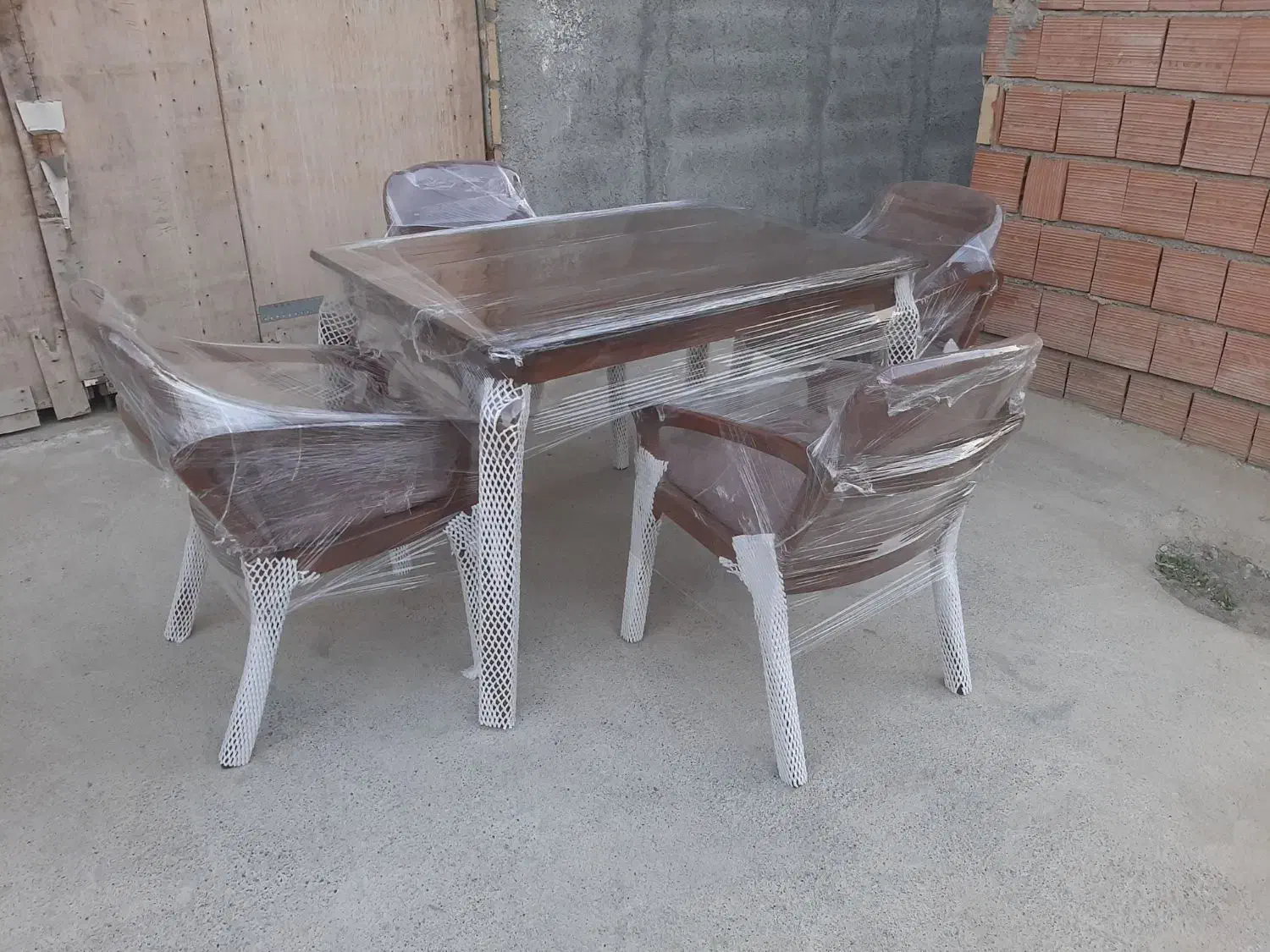 تولیدی نهار خوری|میز و صندلی غذاخوری|آق قلا, |دیوار