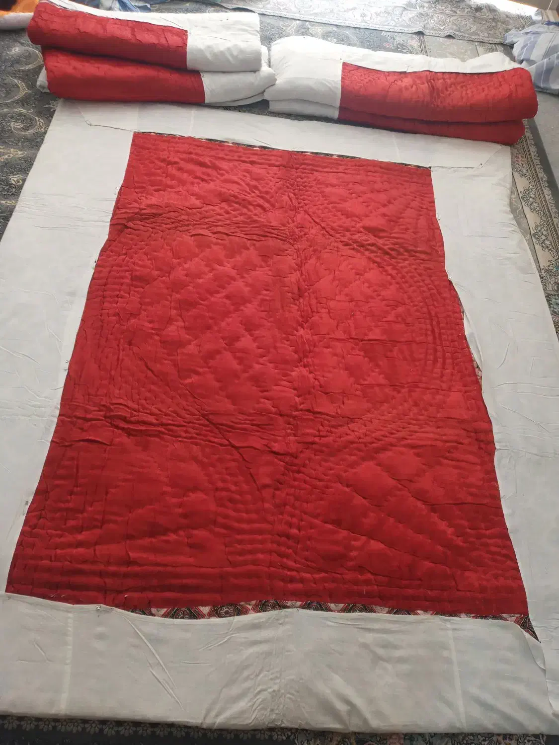 لحاف دستی|رختخواب، بالش، پتو|قم, قم نو|دیوار