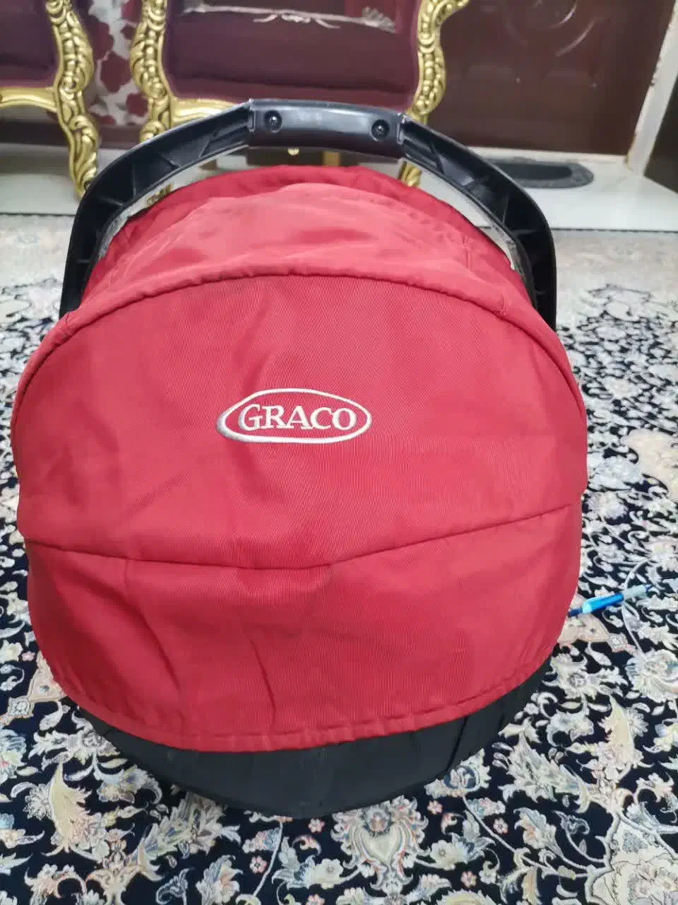 کریر|کالسکه و لوازم جانبی|ری, علایین|دیوار