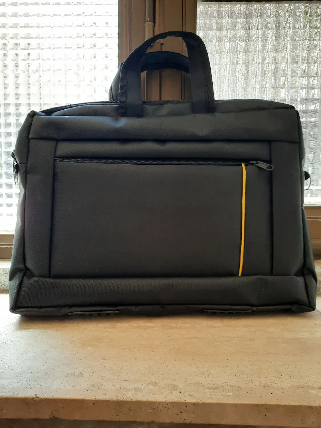 کیف مدرسه و لپ تاپ|کیف، کفش، کمربند|تبریز, |دیوار