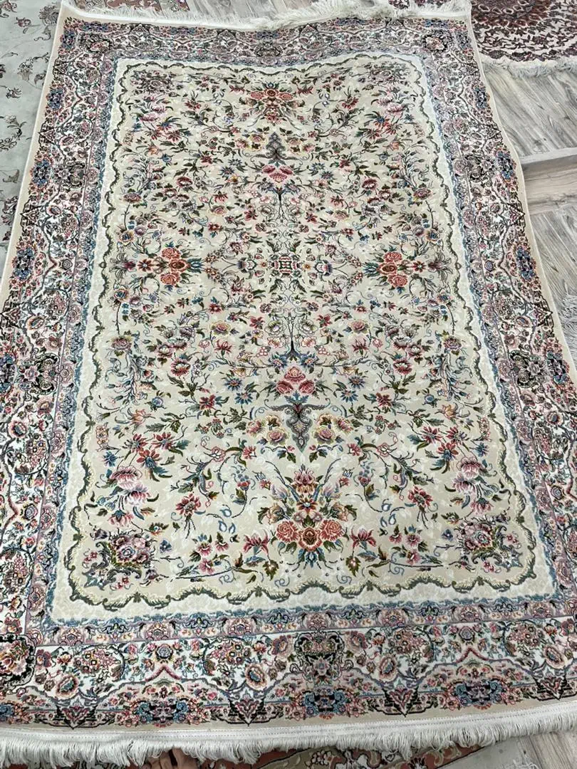 سه تخته فرش|فرش|ری, سرتخت|دیوار