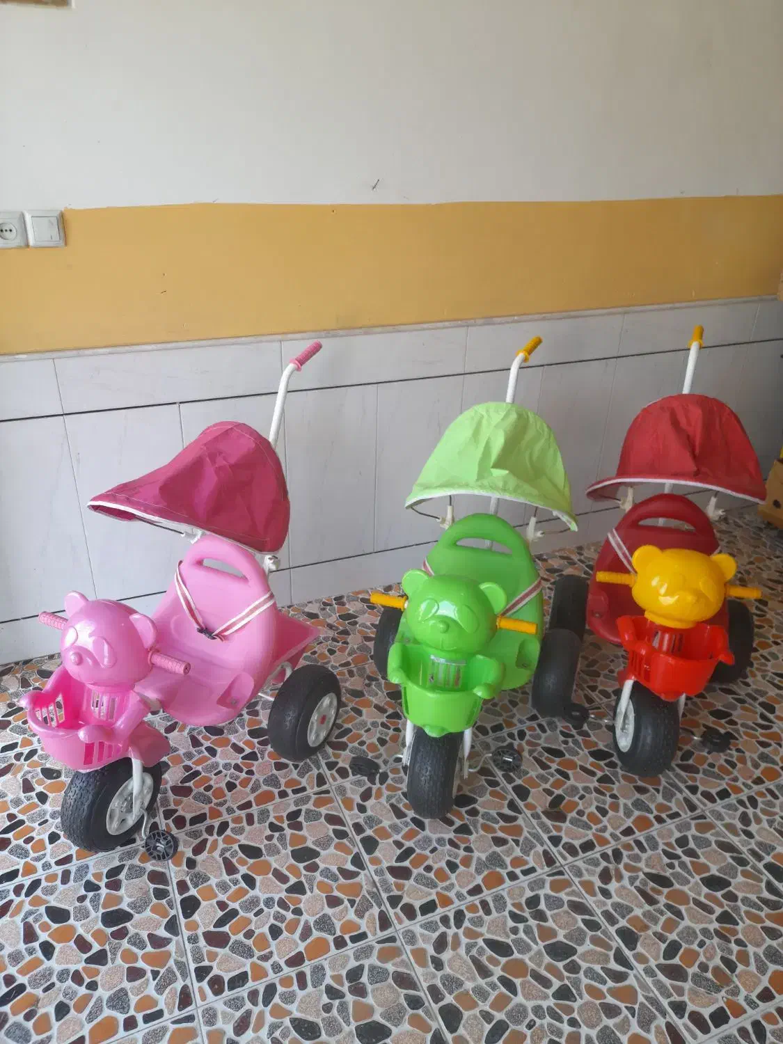 ۳چرخه نونو قیمت پارسالی|دوچرخه، اسکیت، اسکوتر|آران و بیدگل, |دیوار