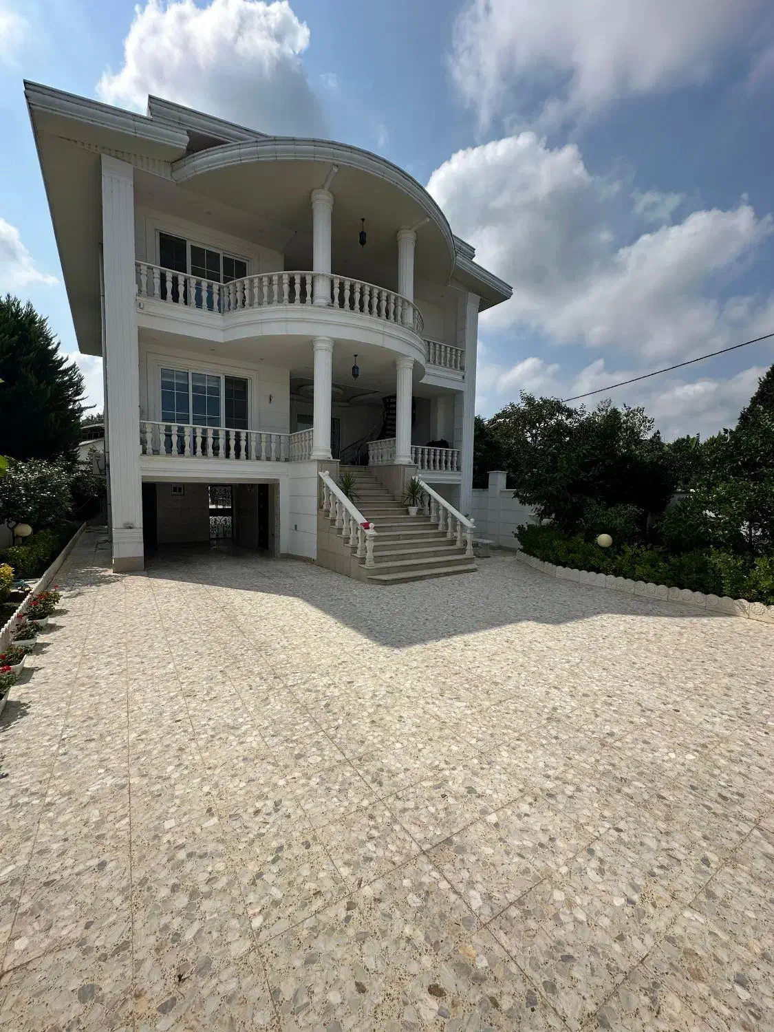 فرصت خرید ویلا ۴۸۶ متری اکبرآباد|فروش خانه و ویلا|خرم‌آباد (تنکابن), |دیوار