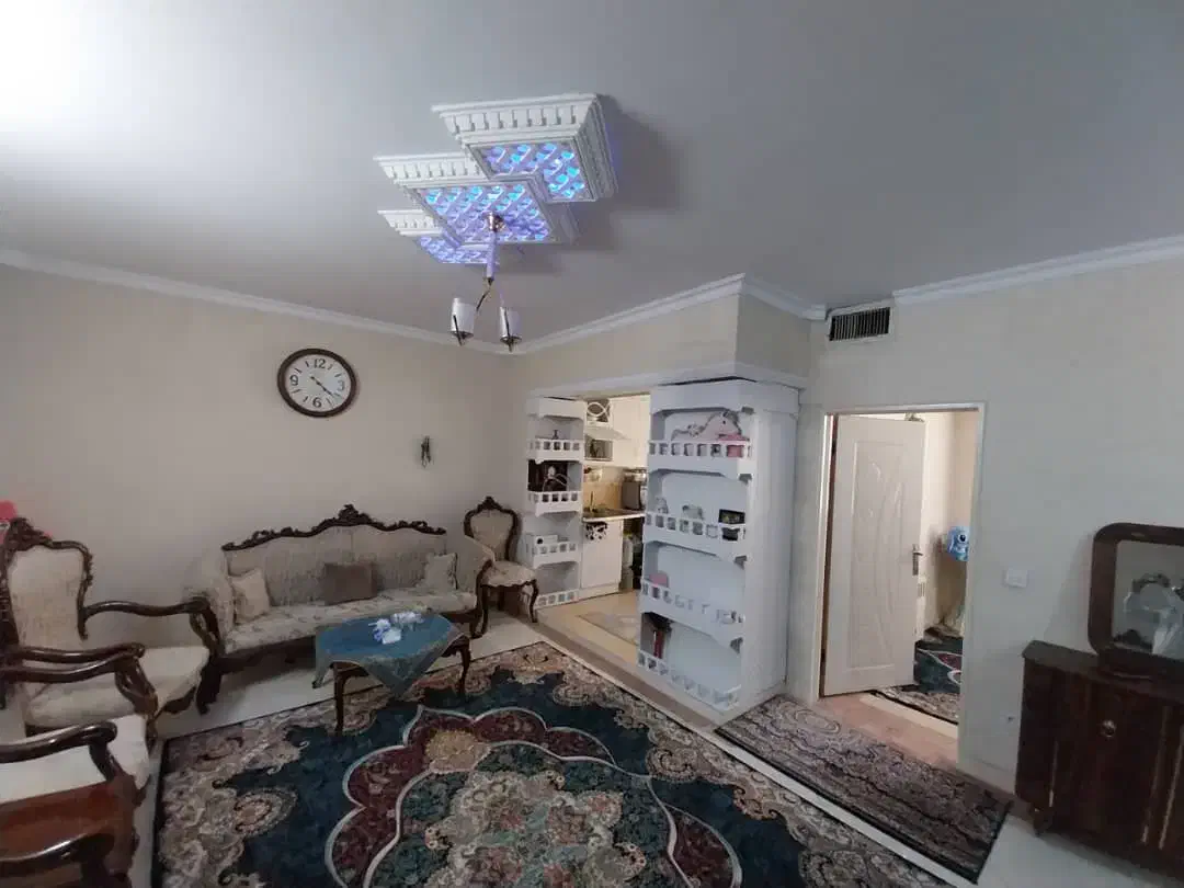 60متر عروسک/پارکینگ/اسانسور/کم سن/قائمیه|فروش آپارتمان|اسلامشهر, شهرک سعیدیه|دیوار