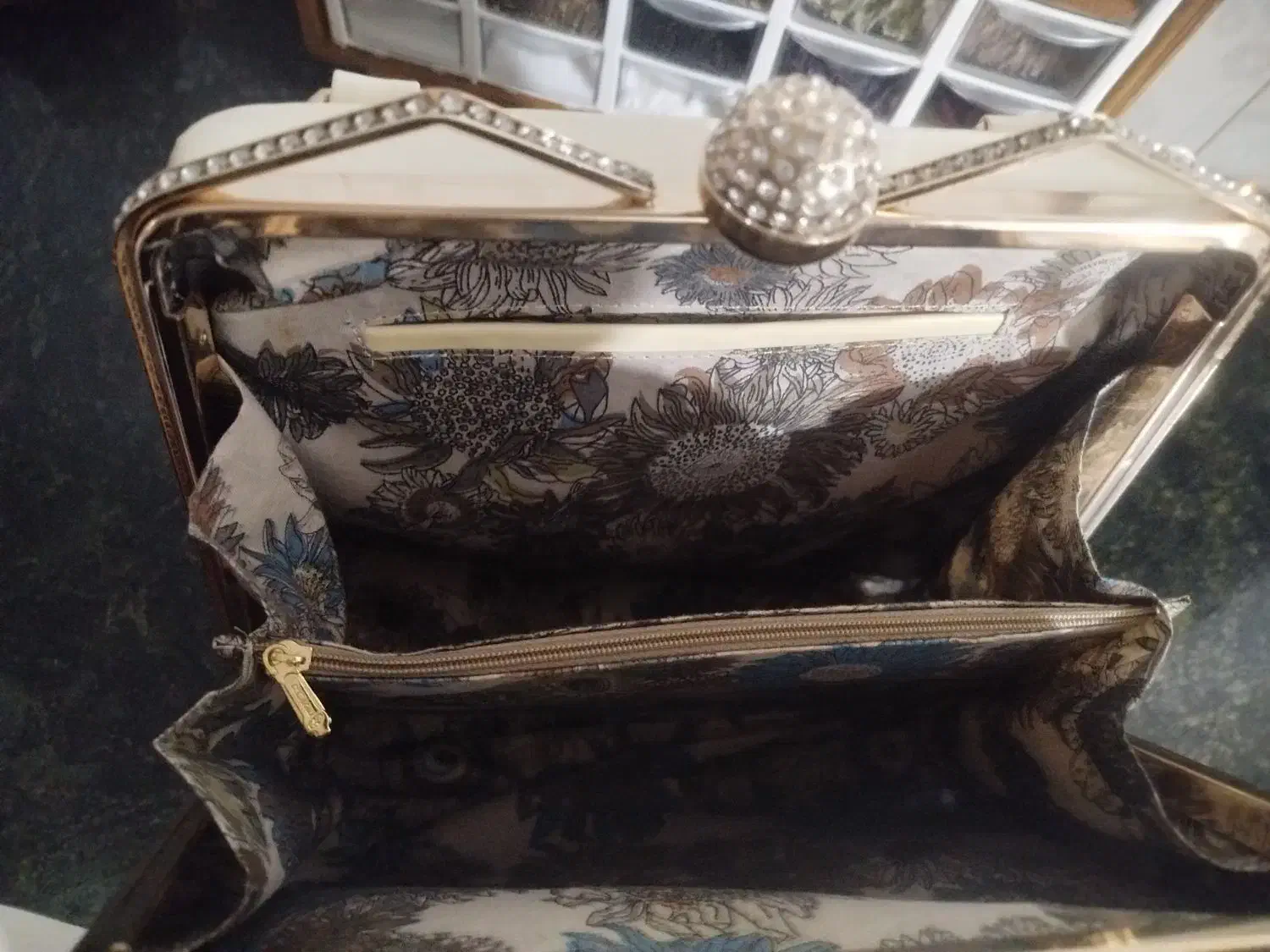 کیف مجلسی|کیف، کفش، کمربند|تویسرکان, |دیوار