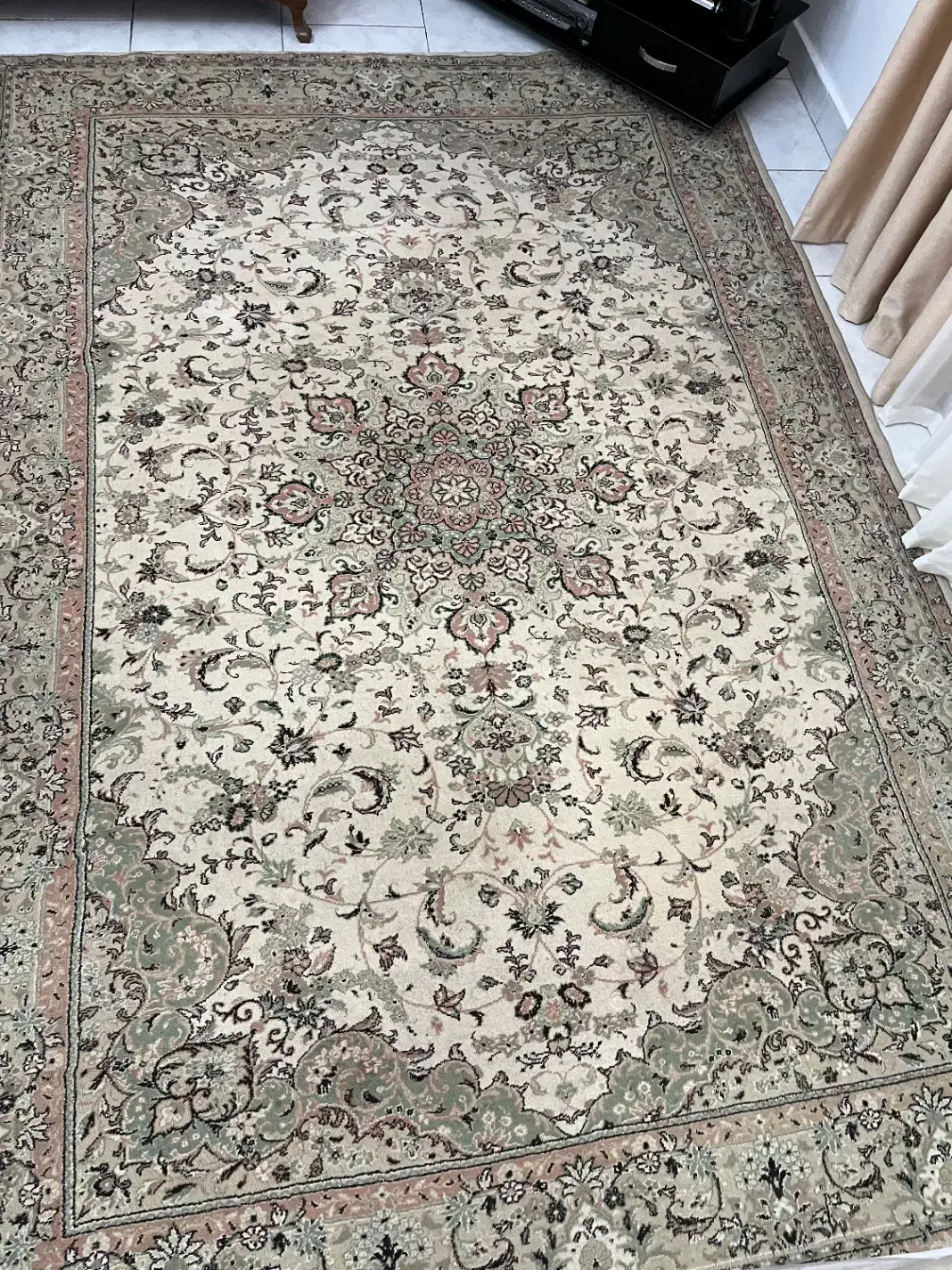 فرش|فرش|رشت, پاستوریزه|دیوار