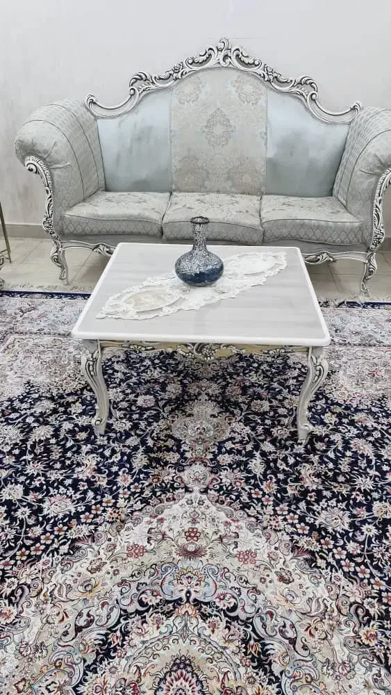 فروش فوری مبل ۹نفره همراه میزعسلی|مبلمان خانگی و میز عسلی|اهواز, پادادشهر|دیوار