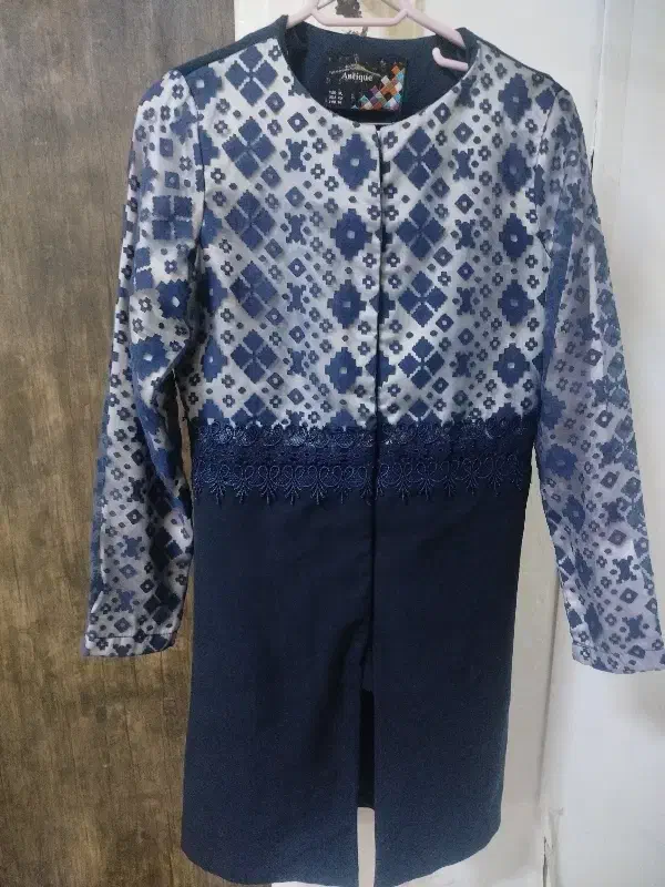 مانتو|لباس|تربت جام, شیخ احمد جامی|دیوار