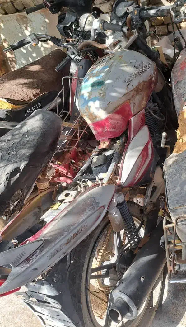 پولسار و ویو مدناس ژاپنی و باجاج ،مزایده|موتورسیکلت|تهران, میدان میوه و ترهبار مرکزی|دیوار