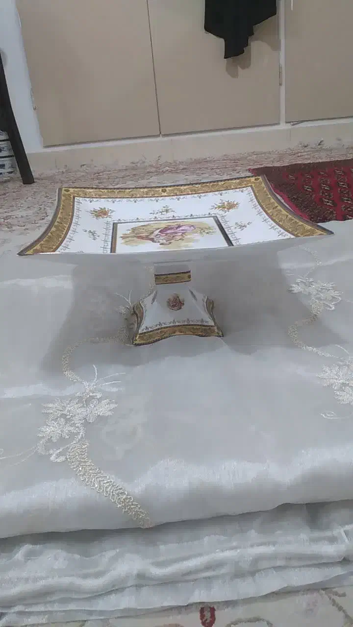 میوه خوری چینی طلاکوب اصل|ظروف سرو و پذیرایی|ری, دولتآباد|دیوار