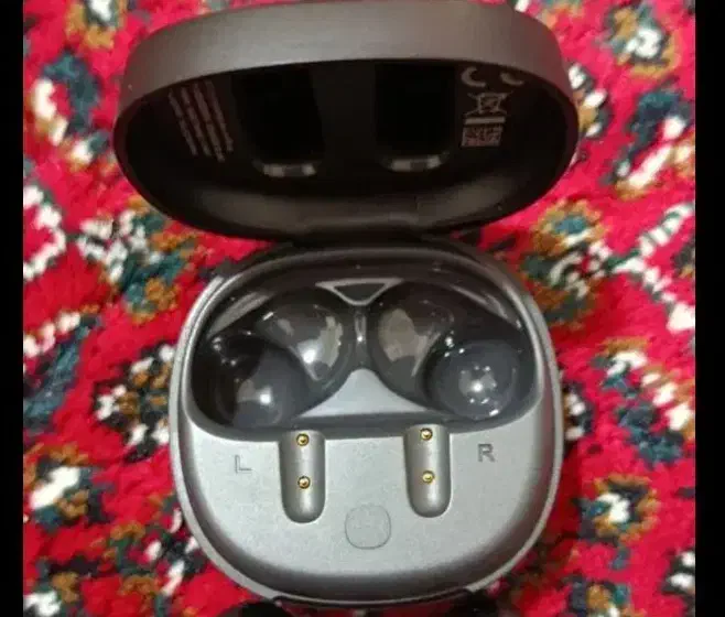 جـلـد ایـرپـاد شـارژی در حـد نـو|لوازم جانبی موبایل و تبلت|کرمانشاه, |دیوار