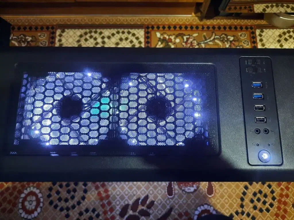 کامپیوتر گیمینگ قوی|رایانه رومیزی|بندر کنگان, |دیوار