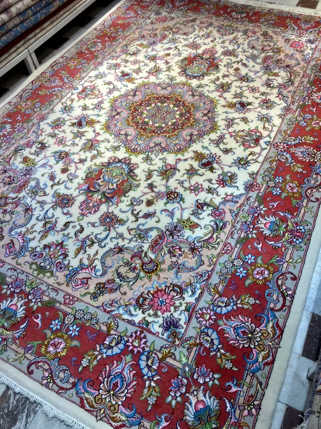 جفت ۹ متری طرح تبریز علیا ۴۰ رج اعلا مشهد دستبافت|فرش|تهران, مولوی|دیوار