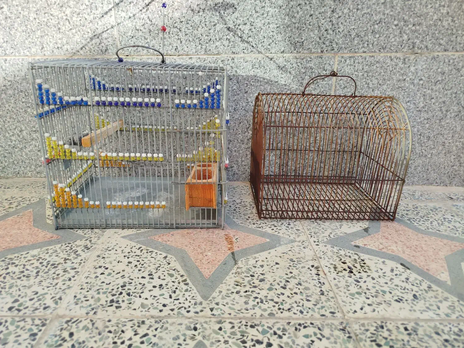 قفس|لوازم جانبی حیوانات|شیراز, کوشک میدان|دیوار