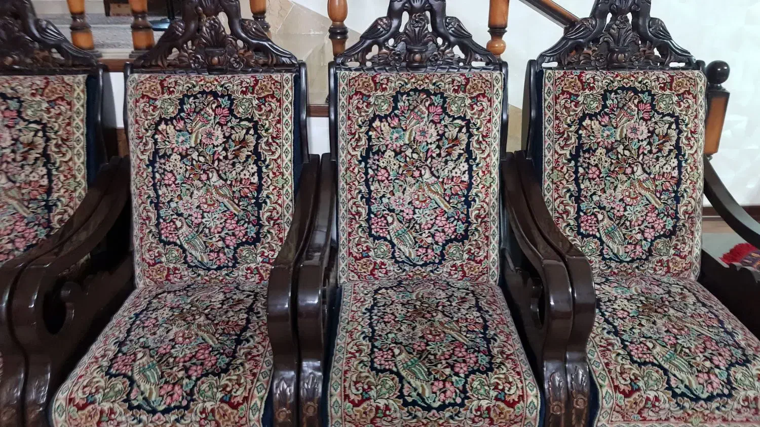 مبل قالی یک دست|مبلمان خانگی و میز عسلی|کرمان, |دیوار