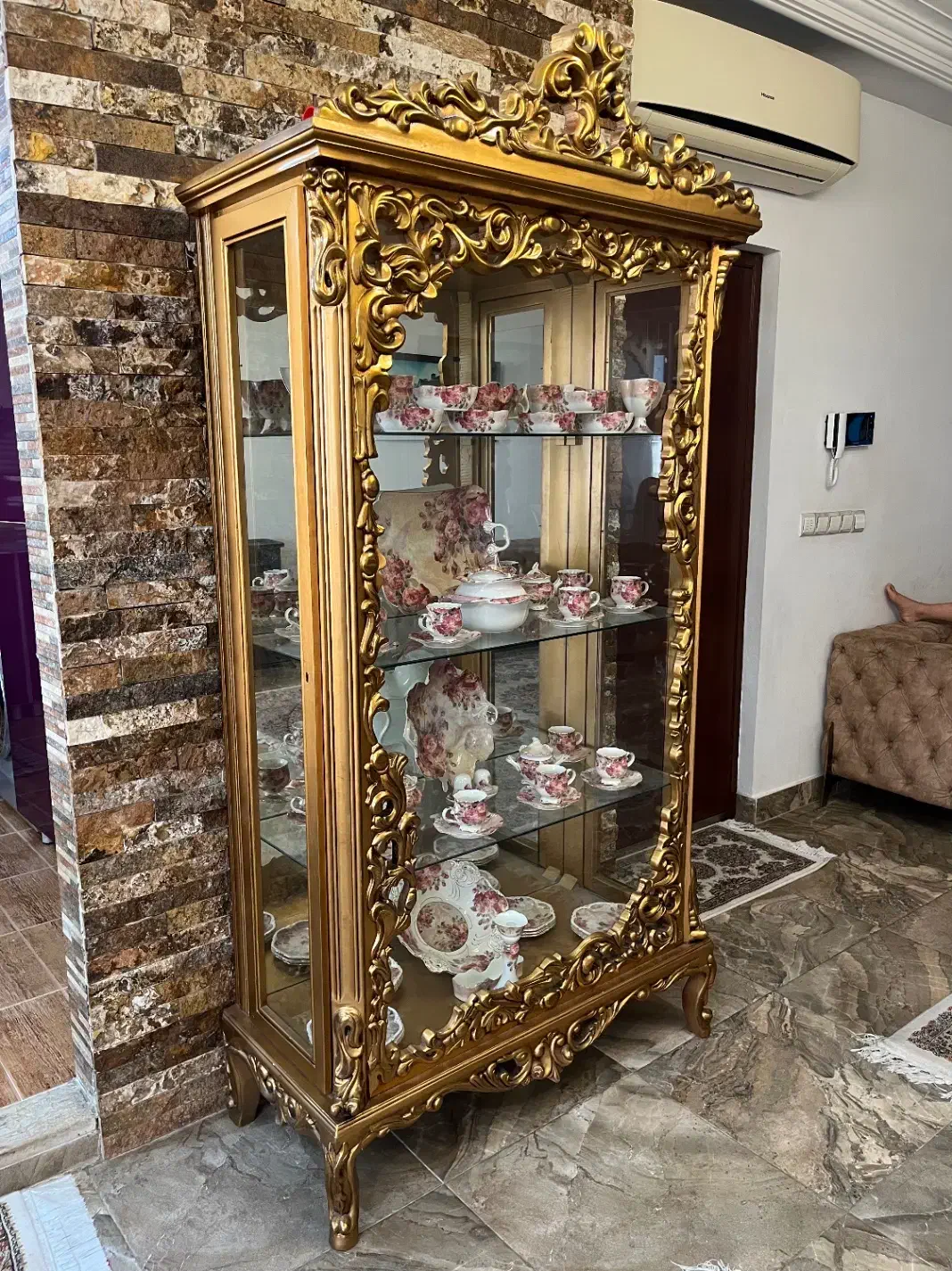 بوفه چوبی ورق طلا|بوفه، ویترین، کنسول|نوشهر, |دیوار