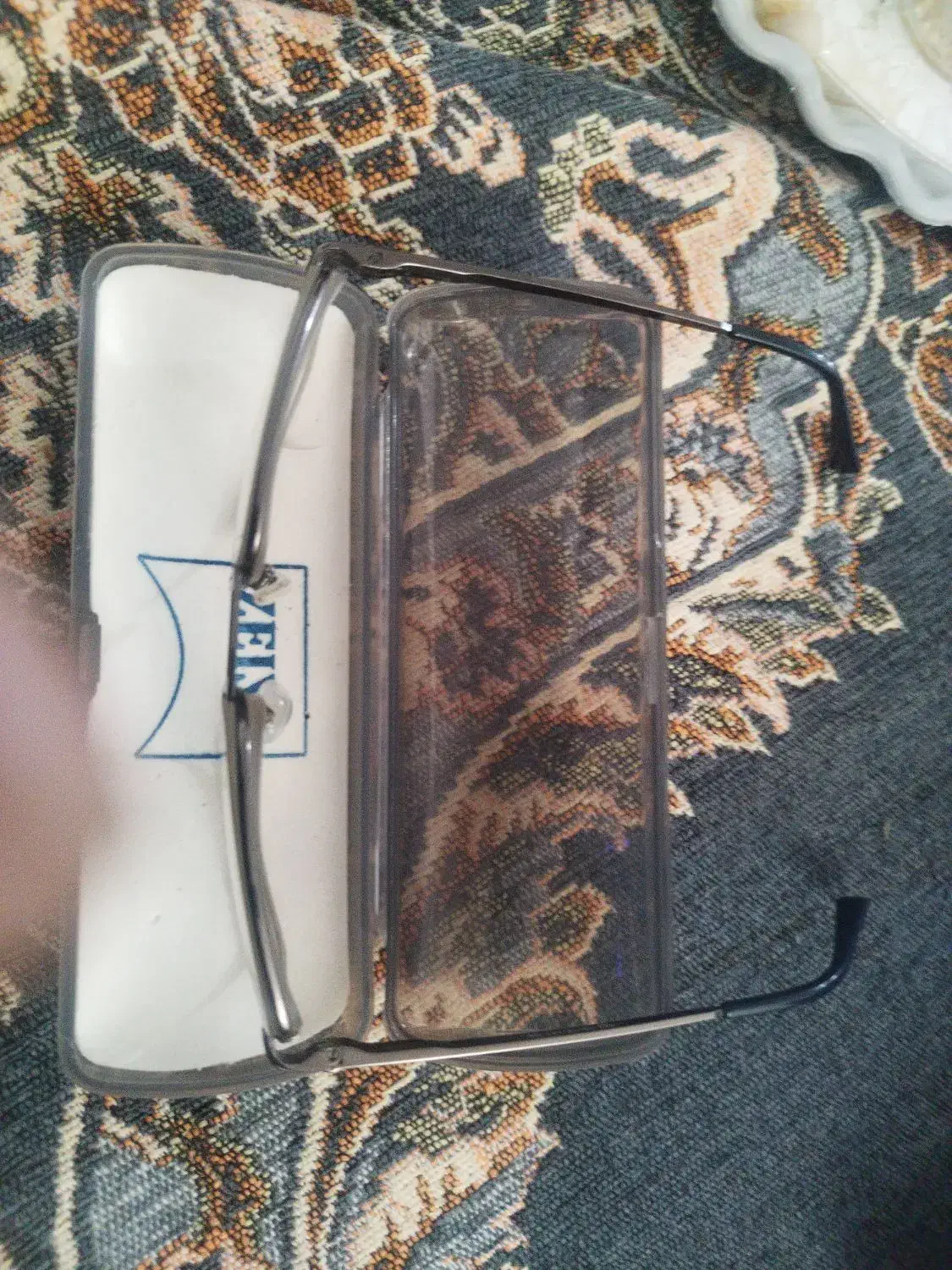 فرم عینک|زیورآلات و اکسسوری|سربیشه, |دیوار