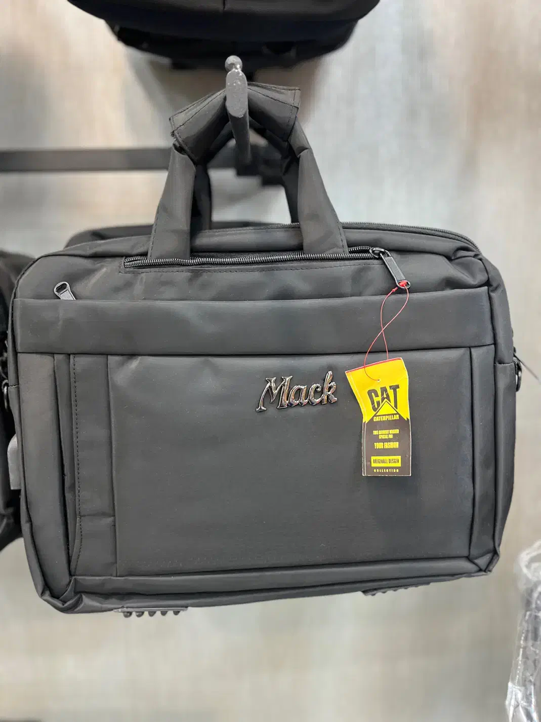 فروش انواع کیف لپ‌تاپ باکیفیت ازبرندهای معتبرخارجی|کیف، کفش، کمربند|قم, باغ شازده|دیوار