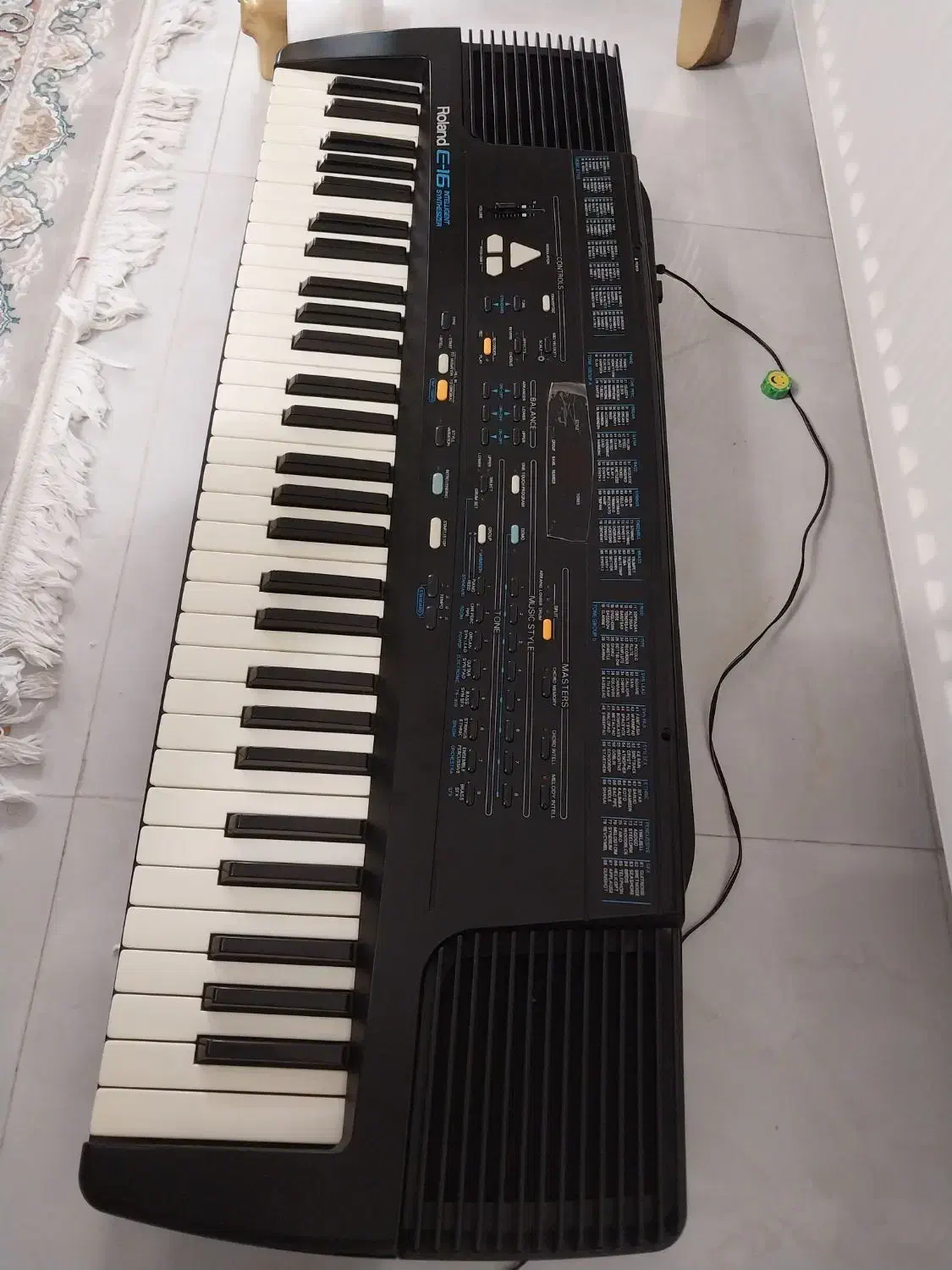 پیانو ارگ Roland رولند|پیانو، کیبورد، آکاردئون|قم, باجک یک|دیوار