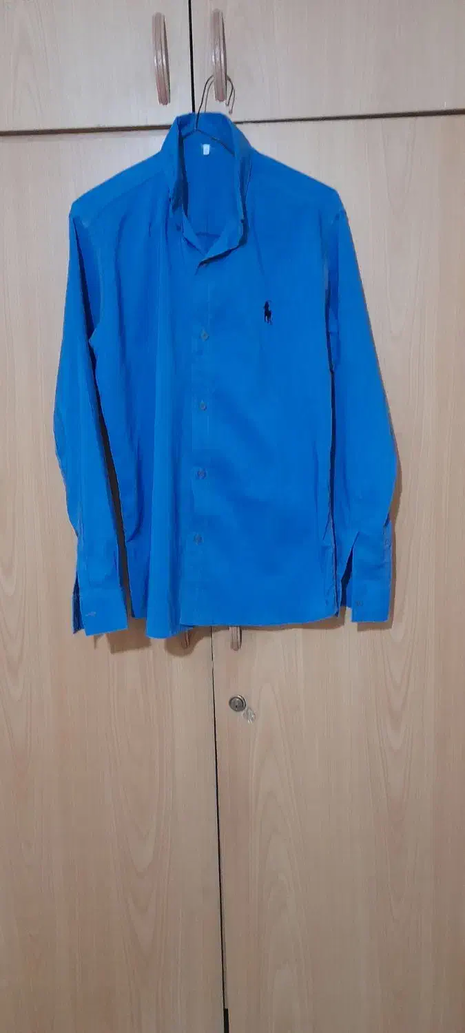 تعدادی لباس مردانه|لباس|شاهینشهر, عطار|دیوار