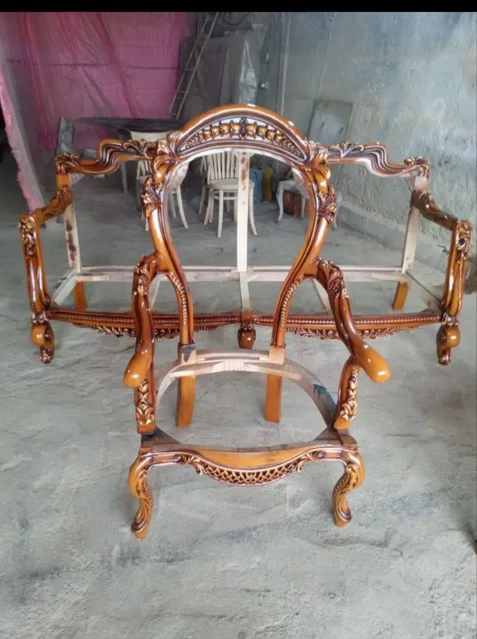 رنگ کاری مبلمان و تعمیرات|خدمات پیشه و مهارت|محمدشهر, عباس آباد|دیوار