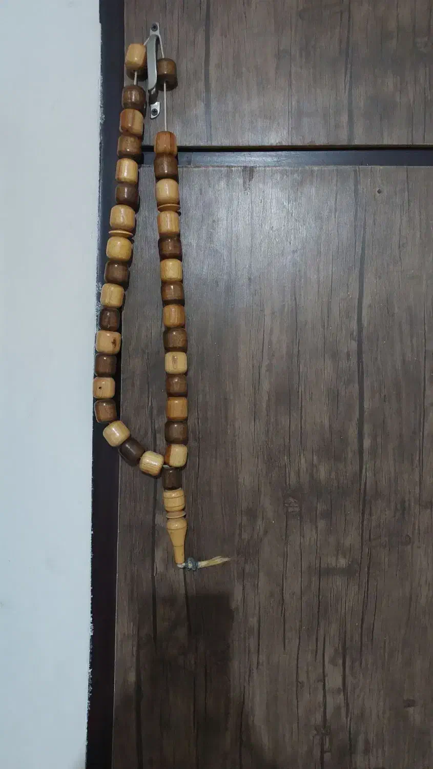 تسبیح بزرگ چوبی|کلکسیون اشیاء عتیقه|کاشان, فاز ۲ ناجی آباد|دیوار