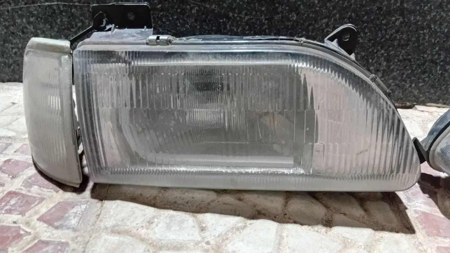 کاسه چراغ جلو پراید صبا|قطعات یدکی و لوازم جانبی|تربتحیدریه, آغوی|دیوار