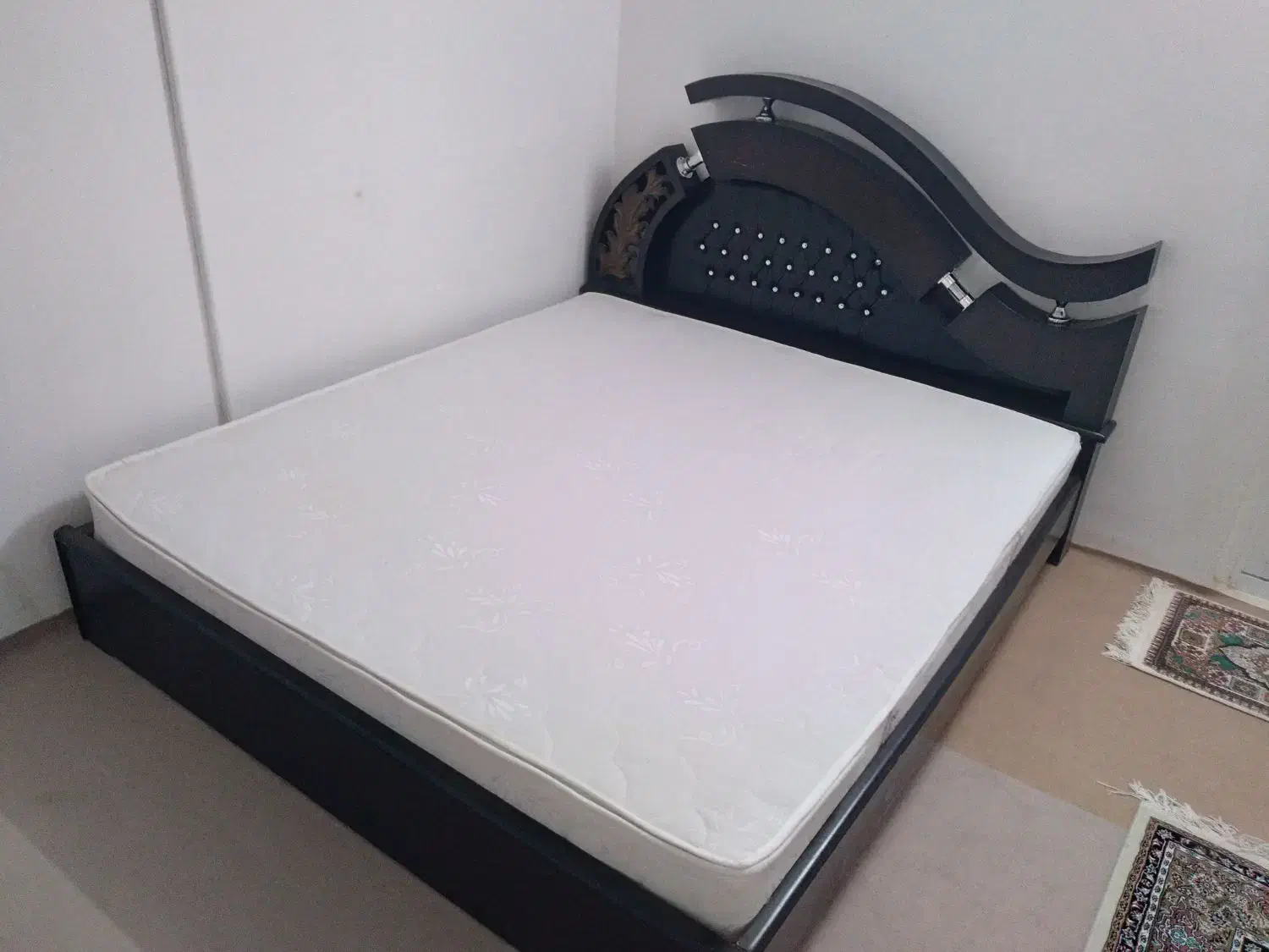 تخت خواب دونفره|تخت و سرویس خواب|قوچان, |دیوار