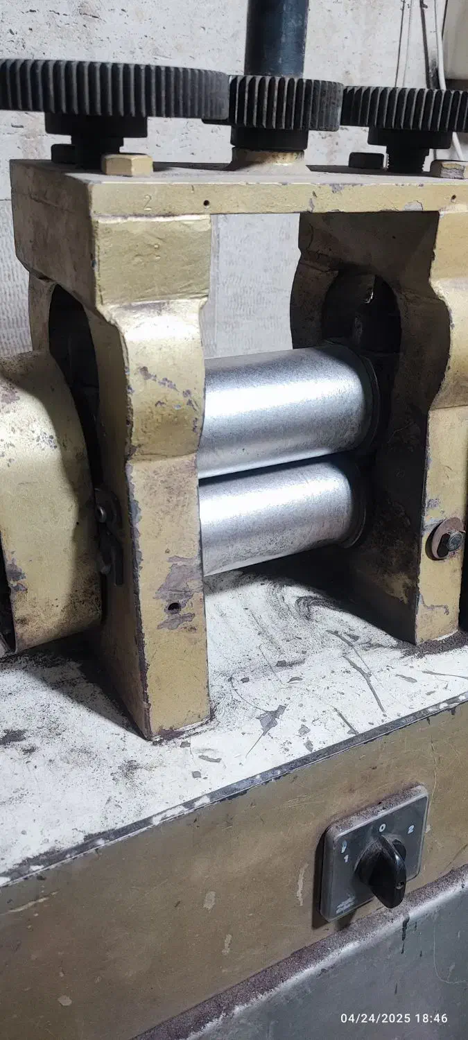 چرخ نورد تسمه|ماشینآلات صنعتی|برخوار, |دیوار