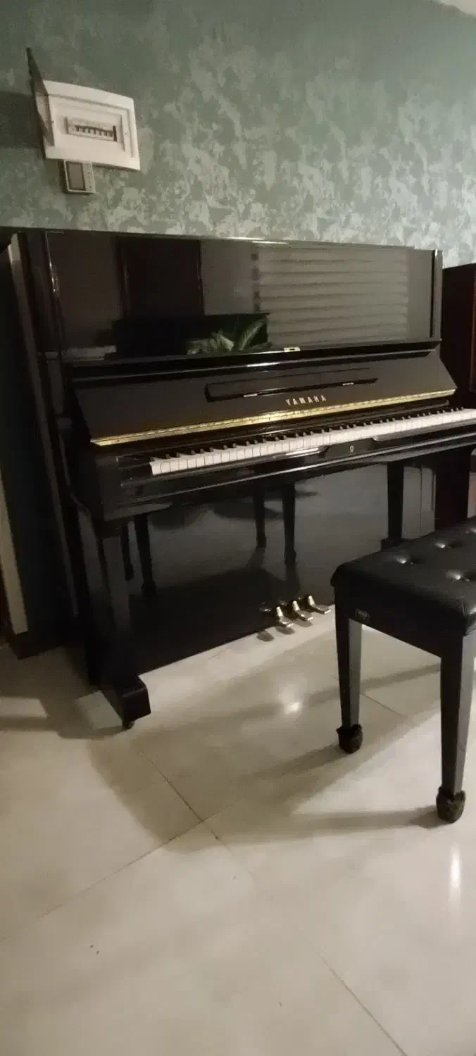 پیانو U3 ژاپن|پیانو، کیبورد، آکاردئون|آمل, |دیوار